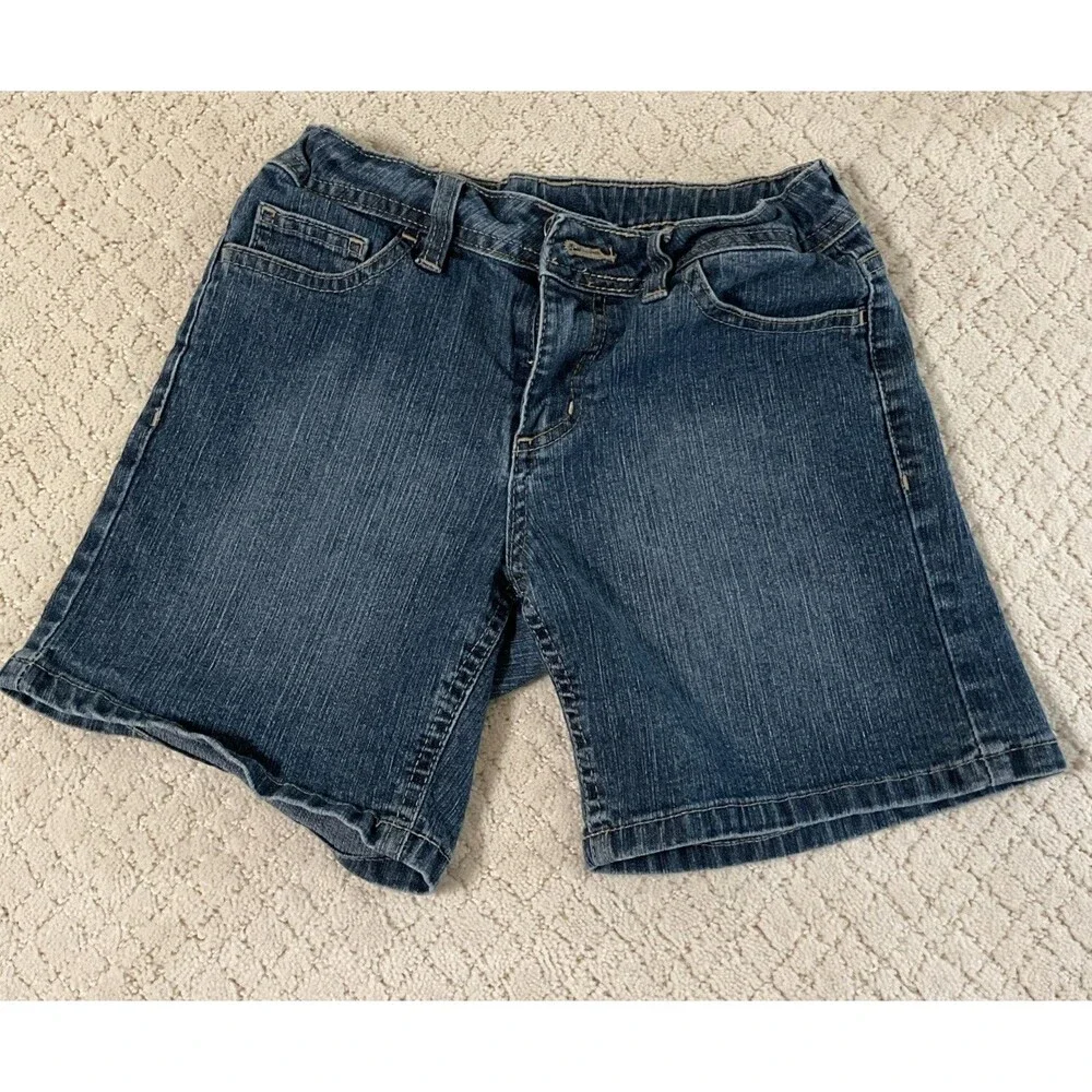 FADED GLORY Girl's Med Wash Adj Waist Reg Fit Bermuda Stretch Jean Shorts sz 12 - Picture 2 of 8